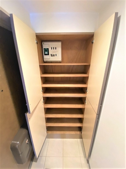 カミヤハイツの収納