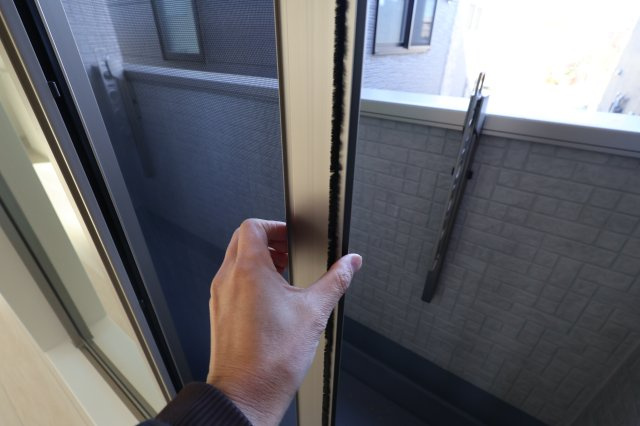 《仲介手数料無料》大宮区上小町300-2新築一戸建てフィットエーのバルコニー|網戸付き