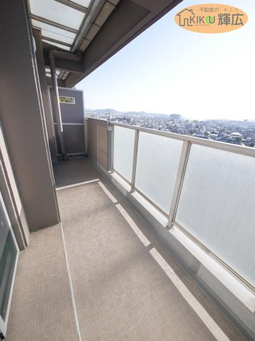プレステージ姫路西飾磨　10階のバルコニー
