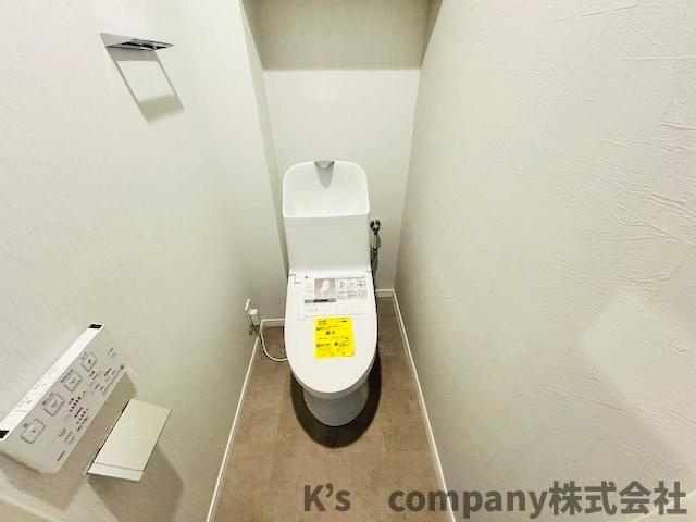 ◎茅ヶ崎市中島　ベルパーク湘南茅ヶ崎E館のトイレ|白を基調とした清潔感のあるトイレ◇