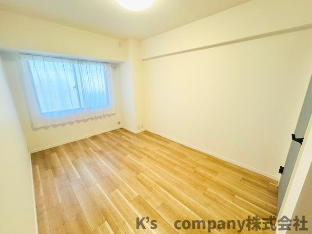 ◎茅ヶ崎市中島　ベルパーク湘南茅ヶ崎E館の洋室|洋室7.3帖◇主寝室におすすめです◇