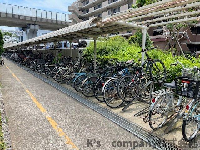 ◎茅ヶ崎市中島　ベルパーク湘南茅ヶ崎E館の駐輪場|駐輪スペース◇