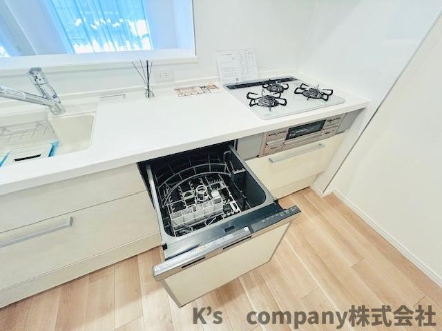 ◎茅ヶ崎市中島　ベルパーク湘南茅ヶ崎E館のキッチン|食器洗い乾燥機付きで家事の時短に役立ちます☆