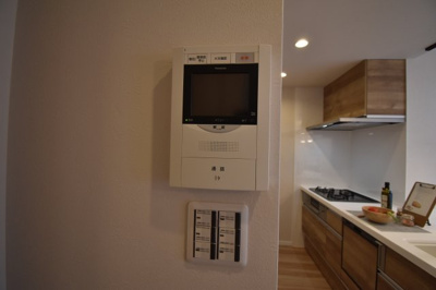 【防犯設備】 | サーパスいづろ