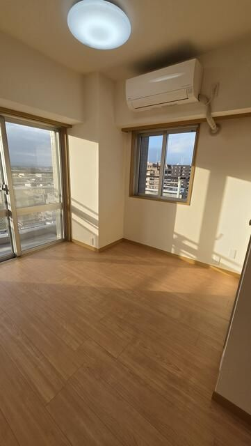 アスタ住宅の洋室