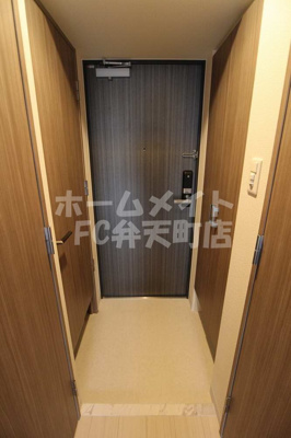 【玄関】 | エスリード中之島クロスゲート | 落ち着いた玄関です