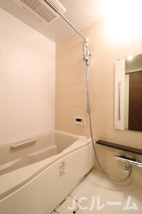 ロングステイ山下の浴室