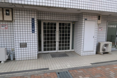 【エントランス】 | トップ・ルーム新宿公園第2