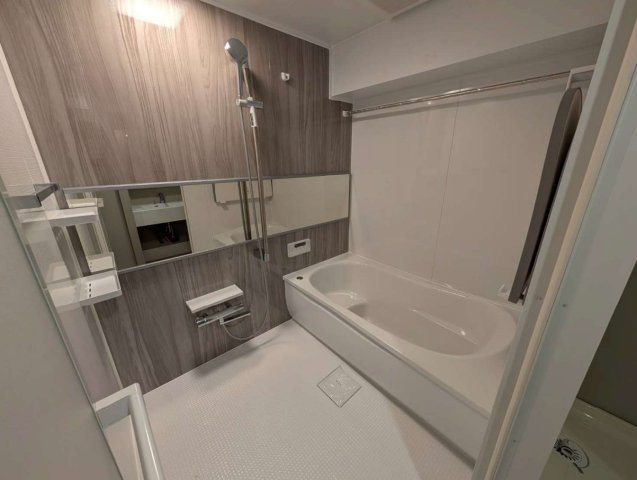 ナイスエスアリーナ弘明寺【仲介手数料無料】ペット可♪の浴室