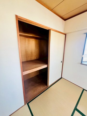 ユートピア魚住の収納