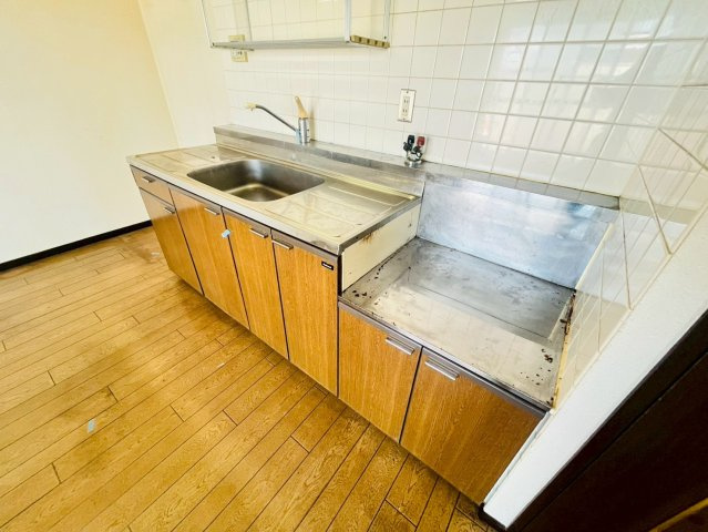 ユートピア魚住のキッチン