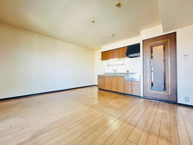 ユートピア魚住の居間・リビング