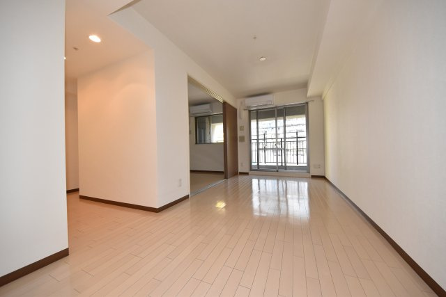 レジディア心斎橋ウエストの居間・リビング|現状有姿