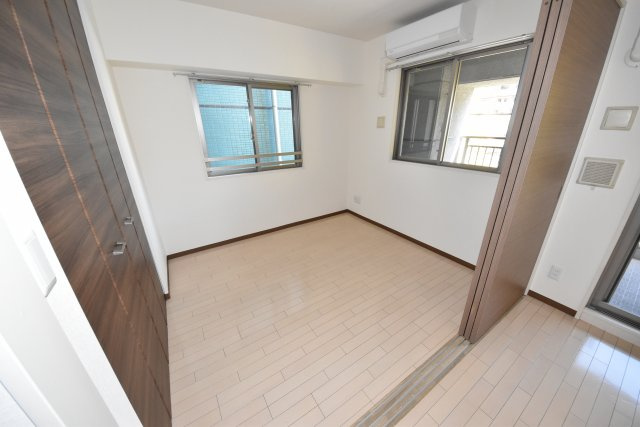 レジディア心斎橋ウエストの寝室|現状有姿（実際もっと広いです）