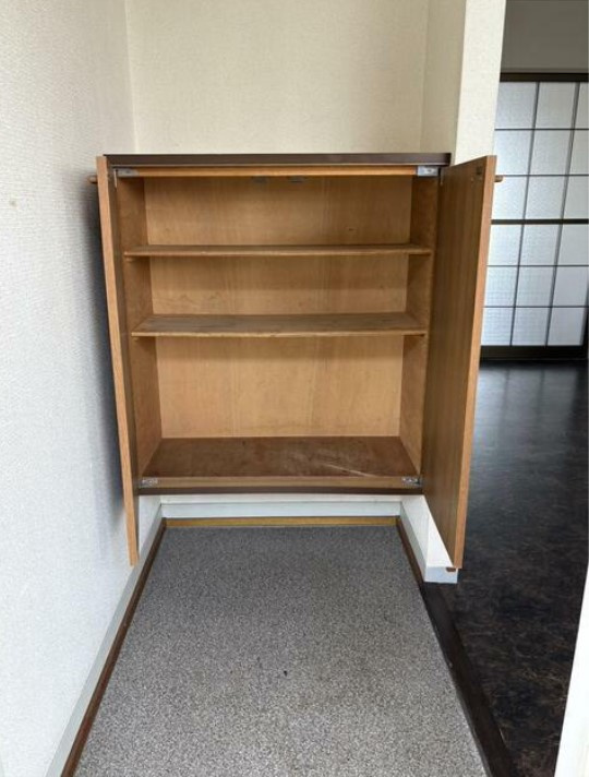 アサヒコーポⅠの玄関