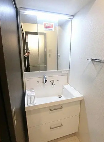 エム・グランヴィア駒形の洗面所