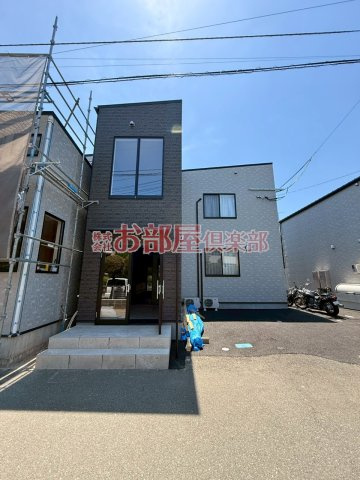 Shining Artの外観|落ち着いた雰囲気の外観です