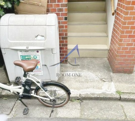 エクセル渋谷本町のエントランス|エントランスです。