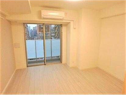 HY's 上野松が谷の居間・リビング