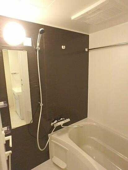 HY's 上野松が谷の浴室