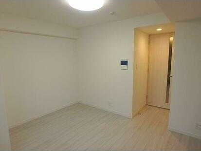 HY's 上野松が谷の居間・リビング