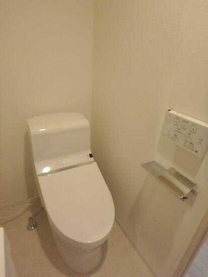 HY's 上野松が谷のトイレ