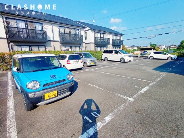 ハートホーム八ッ橋B　　　刈谷市近郊の賃貸はクラスホーム刈谷店の駐車場