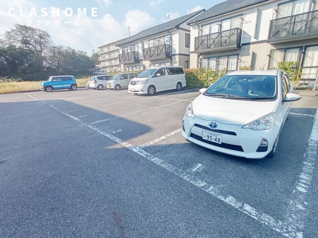 ハートホーム八ッ橋B　　　刈谷市近郊の賃貸はクラスホーム刈谷店の駐車場