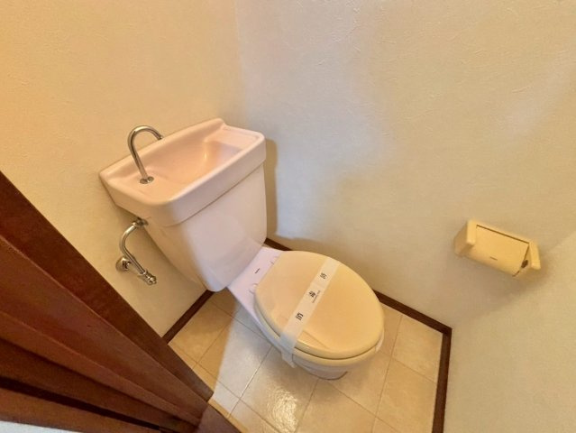 頼安コーポのトイレ
