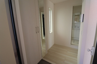 【玄関】 | アクトルシェリア