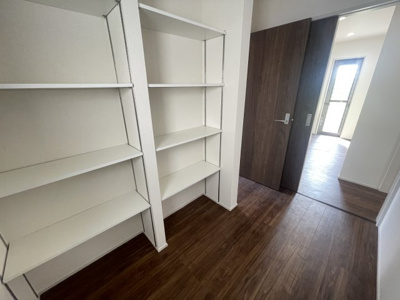 【収納】 | 沖縄市園田（全2棟）1号棟 | 1号棟　大容量パントリー付き♪