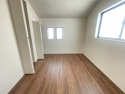 【洋室】 | 沖縄市園田（全2棟）1号棟 | 1号棟　洋室6帖＋CL×2ヶ所付き♪