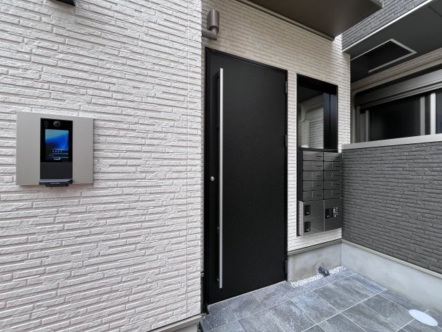 F asecia Irifiのエントランス