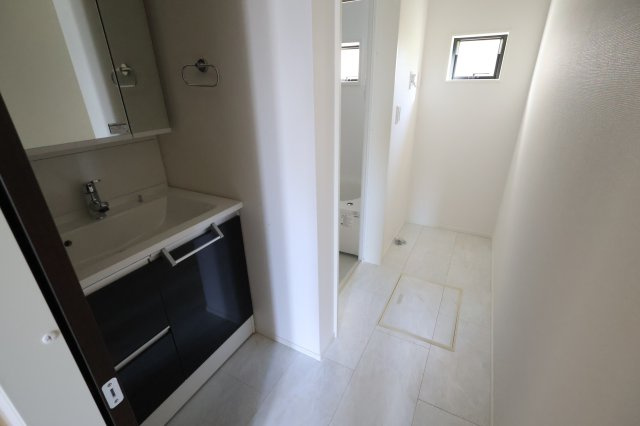 《仲介手数料無料》北区櫛引町２丁目25-3新築一戸建てミラスモのランドリースペース|撮影日 2025年12月4日 10:15 晴れ