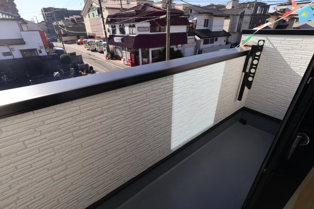《仲介手数料無料》北区櫛引町２丁目25-3新築一戸建てミラスモのバルコニー|撮影日 2025年12月4日 10:15 晴れ