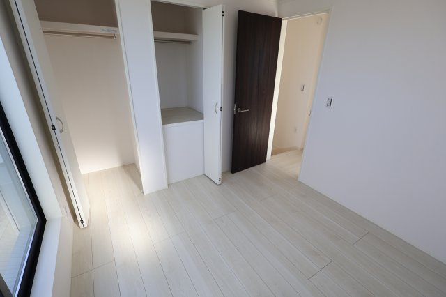 《仲介手数料無料》北区櫛引町２丁目25-3新築一戸建てミラスモの洋室|撮影日 2025年12月4日 10:15 晴れ