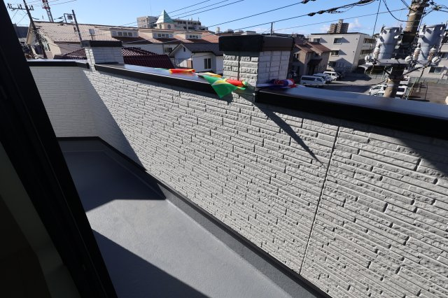 《仲介手数料無料》北区櫛引町２丁目25-3新築一戸建てミラスモのバルコニー|撮影日 2025年12月4日 10:15 晴れ