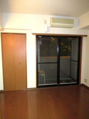 パークウェル方南町の洋室