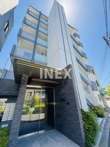 横浜市南区井土ケ谷上町の賃貸マンションの外観