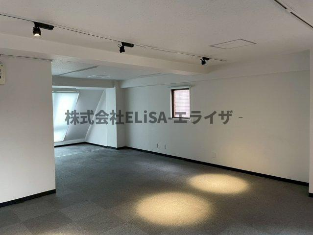 ニュー千駄ヶ谷マンションの居間・リビング