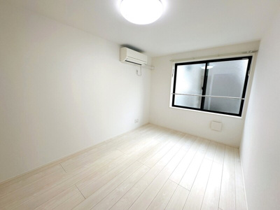 【寝室】 | リバープレイス梅島 | ※同一仕様写真