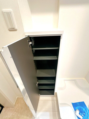 【玄関】 | リバープレイス梅島 | ※同一仕様写真