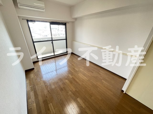 コートビュータワーの居間・リビング|おしゃれな居間です