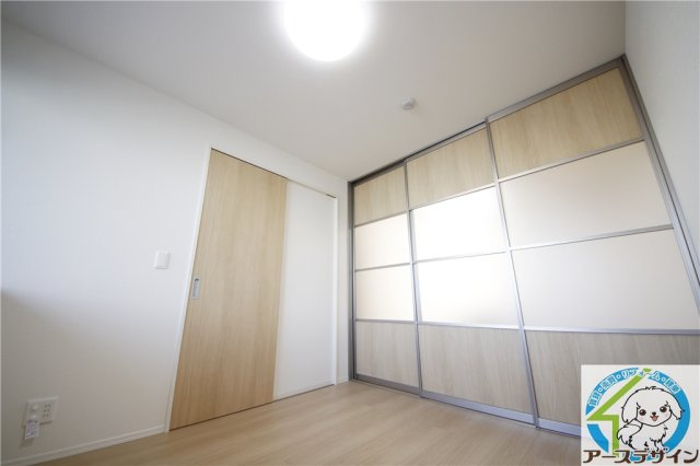 アグレアーブルの洋室