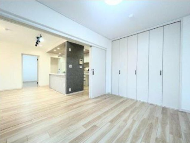 神大寺ガーデンハウス【仲介手数料無料】の洋室