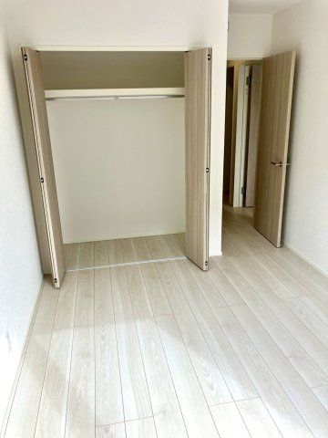 高松市西町　浜街道アクセス良好　新築戸建の洋室