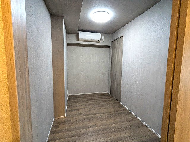 Dimus根岸の設備|4帖洋室、インターネット無料、リビング各洋室にエアコンと照明付