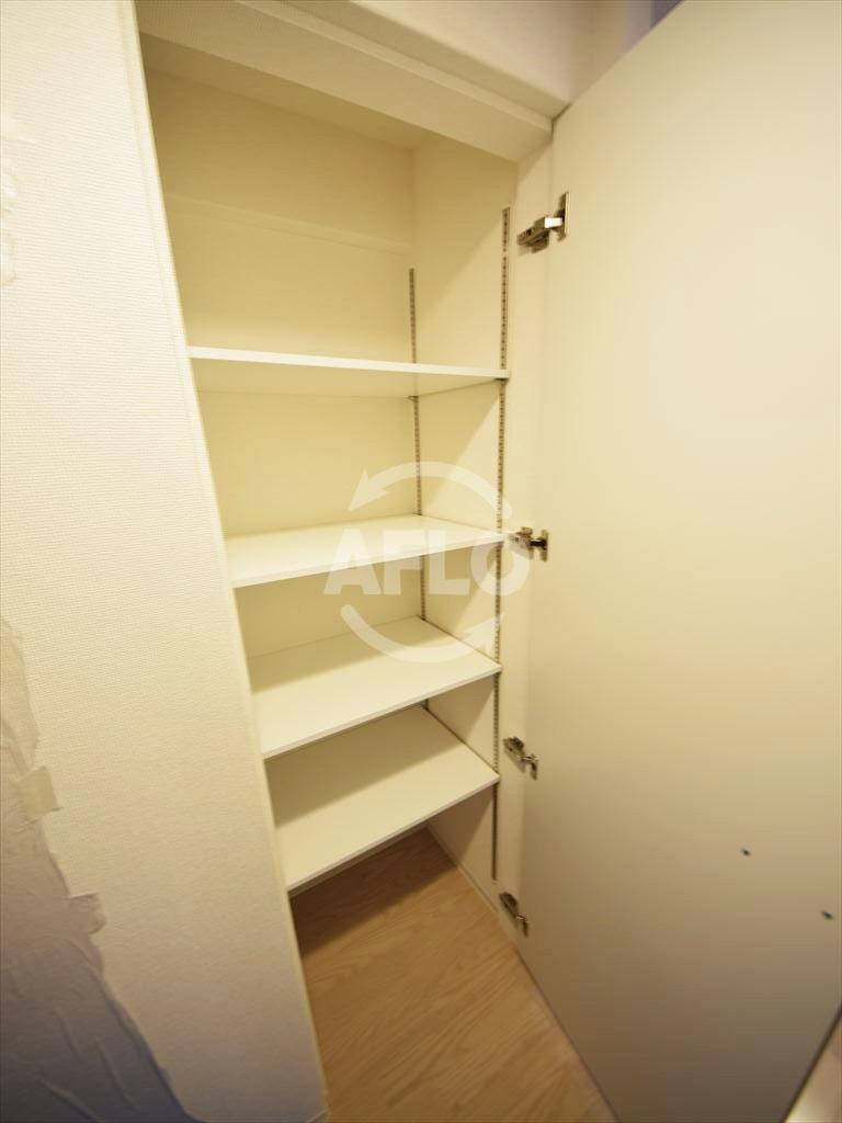 ブリリアント大阪西の収納|ブリリアント大阪西　物入れ