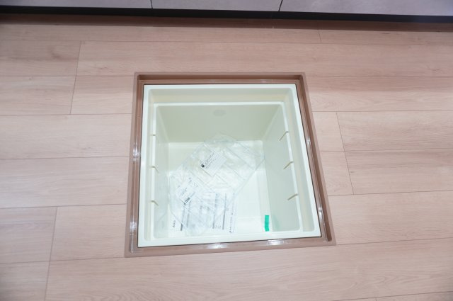 草加市遊馬町 新築分譲住宅 全2棟 2号棟のキッチン