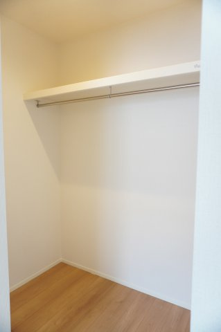 草加市遊馬町 新築分譲住宅 全2棟 2号棟の収納|ウォークインクローゼット